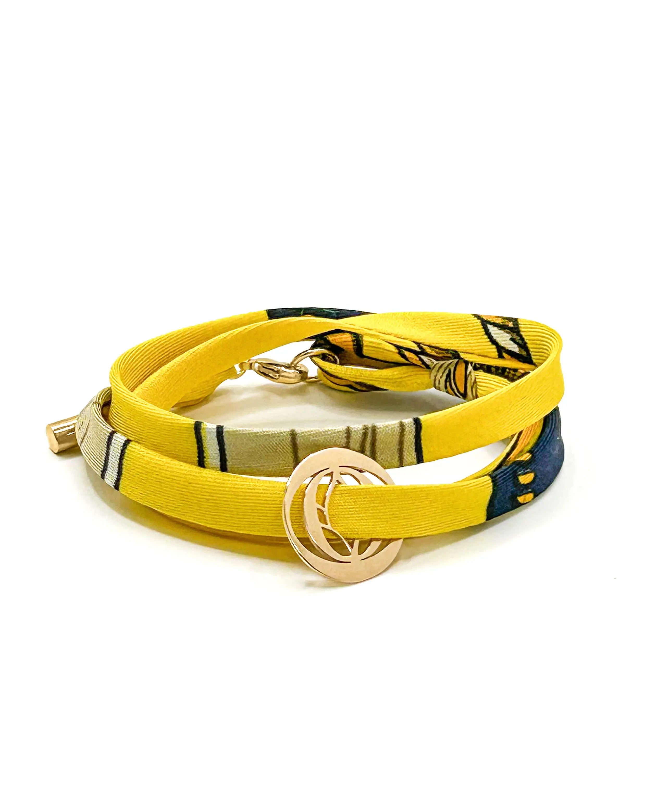 Bracelet talisman Ligne d’Horizon – Ouverture & Liberté - Lotus or 18k et soie - MANOYAS