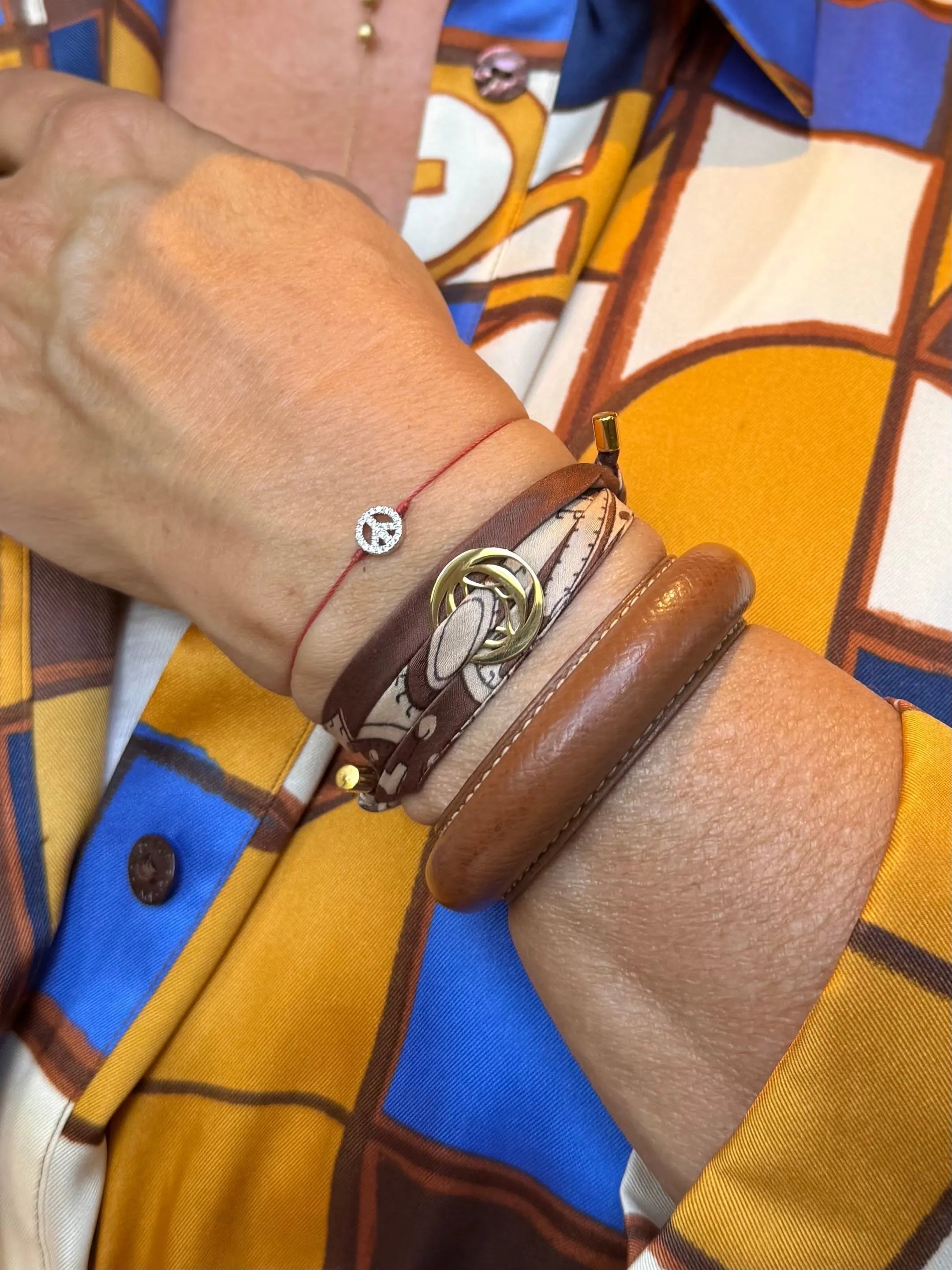 Bracelet-Lotus-Soie-cadeau-idéal-pour-Noces-de-Soie - MANOYAS