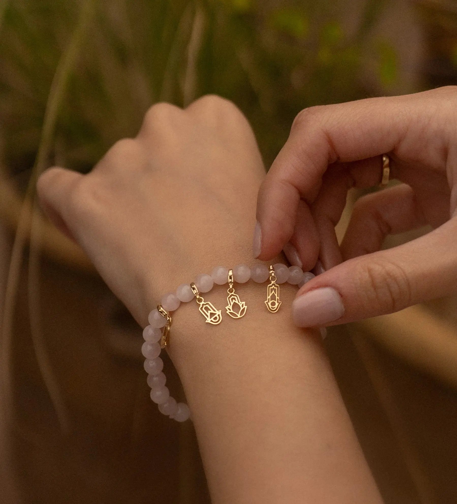 Quand-la-main-de-Fatima-devient-bijou-contemporain-d-intention - MANOYAS