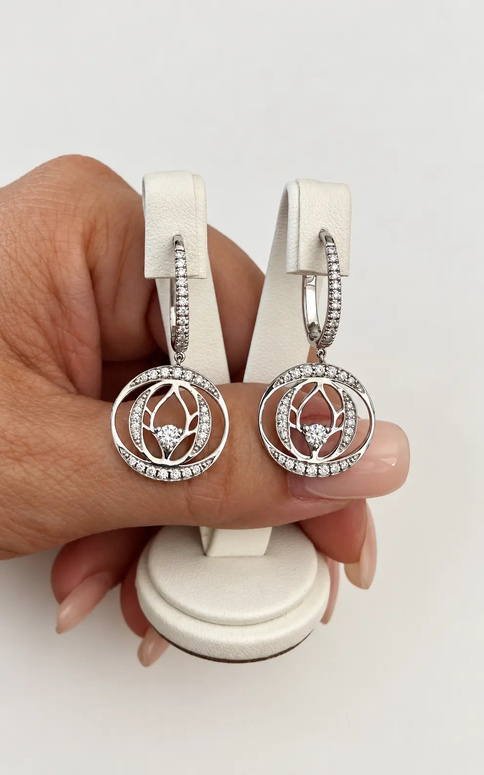 Boucles d’oreilles Audace Or blanc 18 carats et diamants - MANOYAS