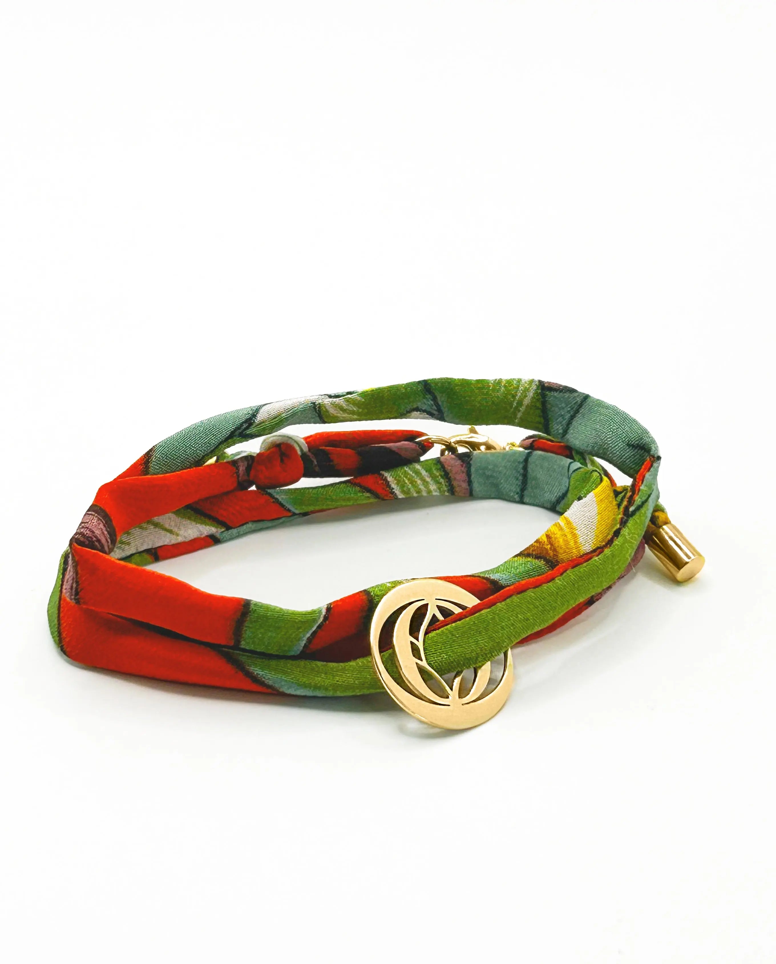 Bracelet talisman Éclat Tropical – Vitalité & Feu sacré - Lotus or 18k et soie - MANOYAS