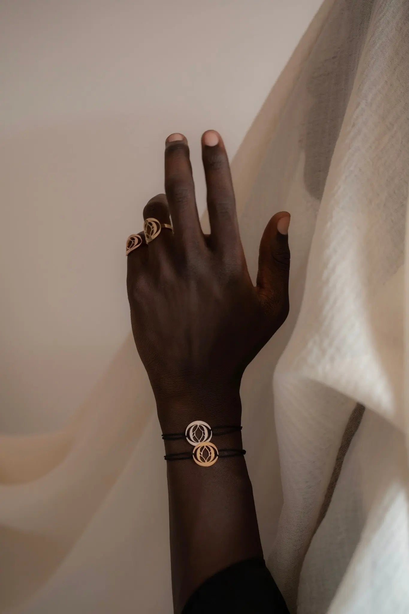 Bracelet Lotus or 18 carats - MANOYAS