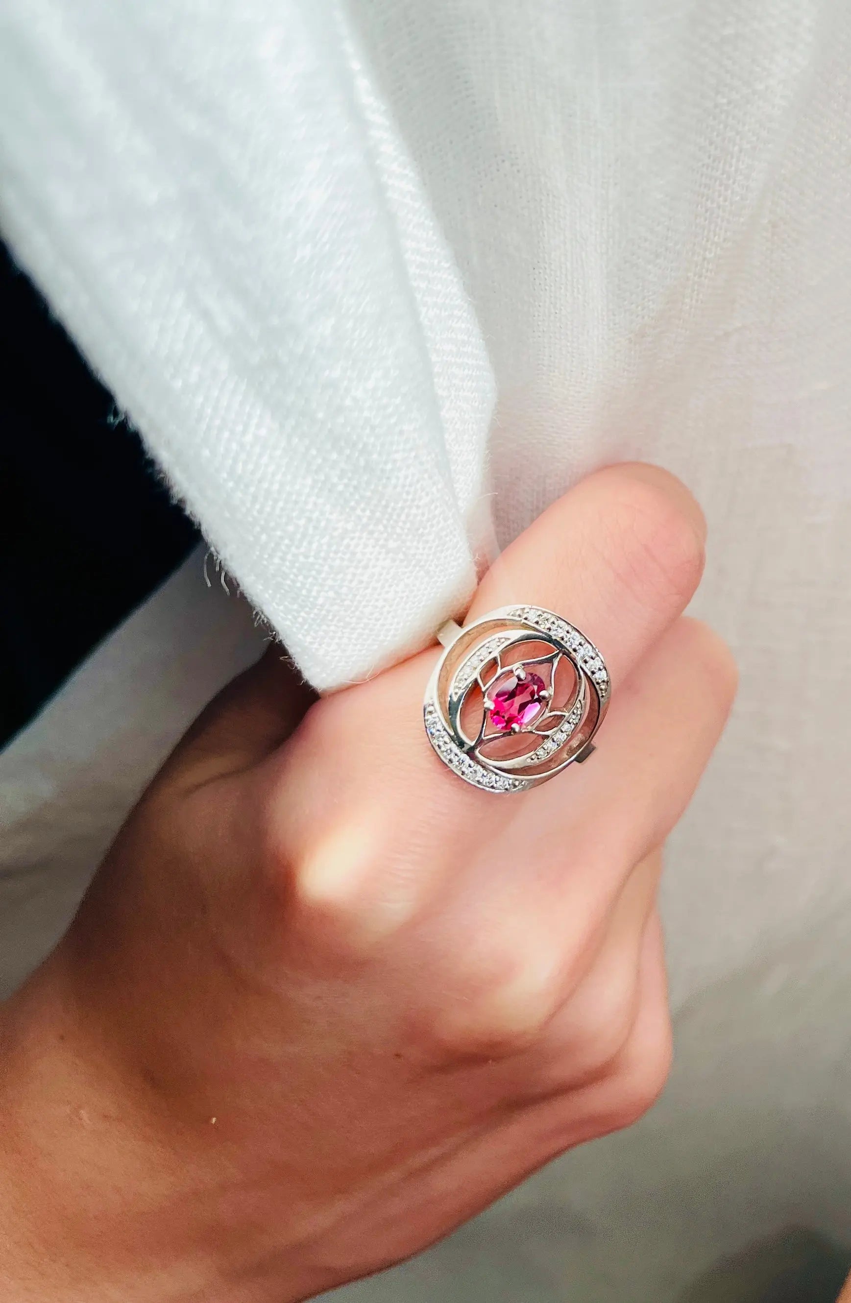 Bague Chance or blanc, diamants et topaze rose - MANOYAS