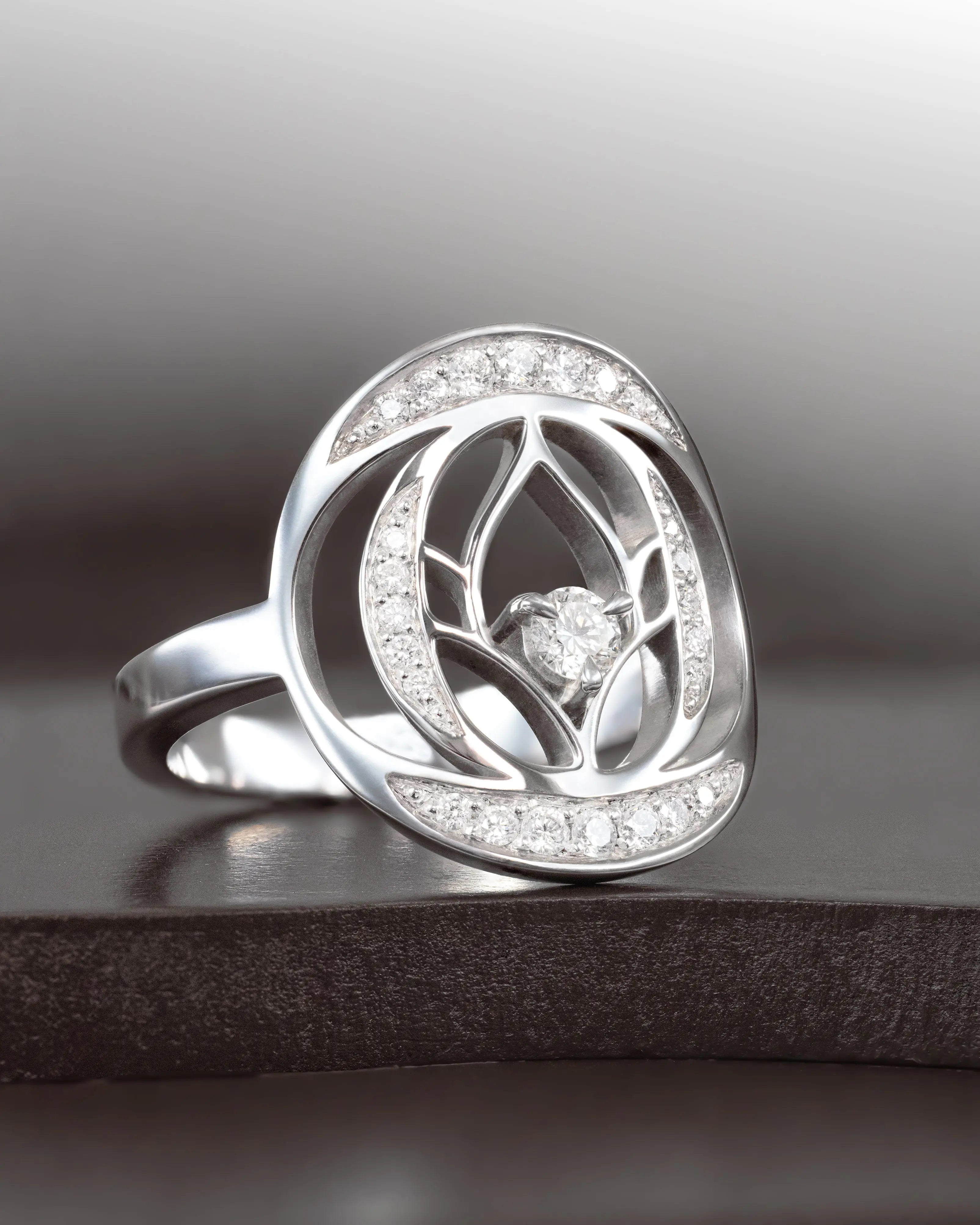 Bague Audace or blanc et diamants - MANOYAS