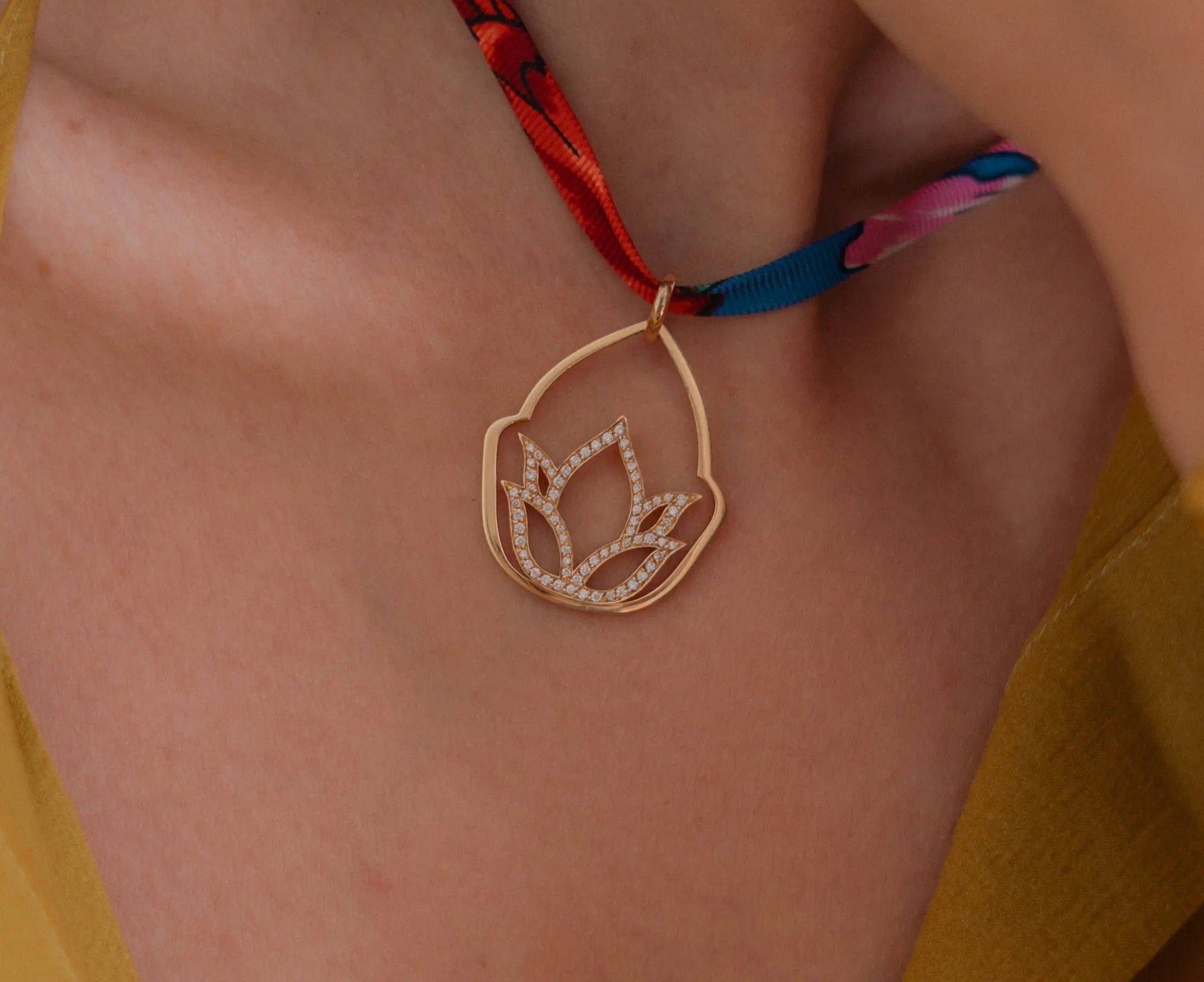 Pendentif Plénitude – Or jaune 18 carats & Diamants - MANOYAS